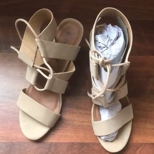 💐Ladies 3” heel sandals sz 10💐